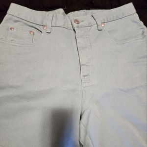 TURQUOISE JEANS